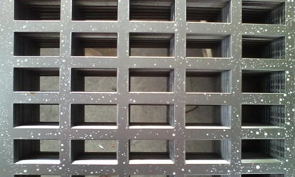 不銹鋼方孔沖孔網(wǎng)